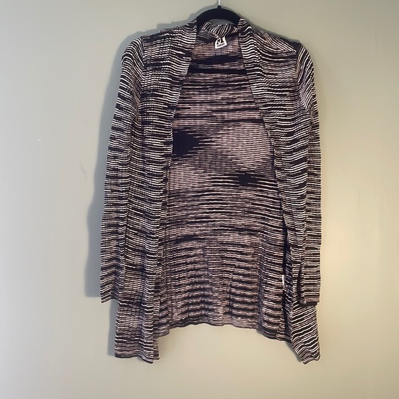 Missoni black and white cardigan, size 6 (runs small) - Picture 1 of 3